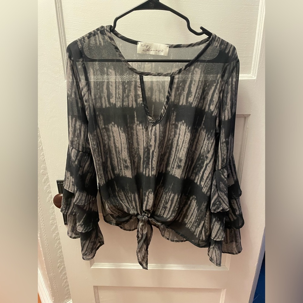 Vintage Havana Black and Gray Tie-Front Ruffle Blouse